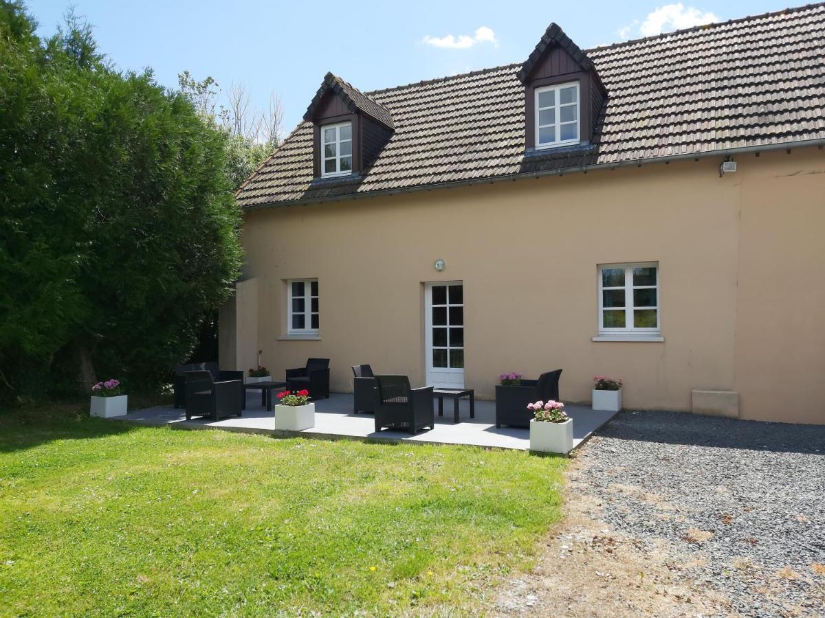 Le Bonheur Des Plumes Bed & Breakfast Montmartin-en-Graignes Eksteriør bilde